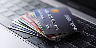 Bu haber can sıkacak: Kredi kartı faizleri yükseltildi