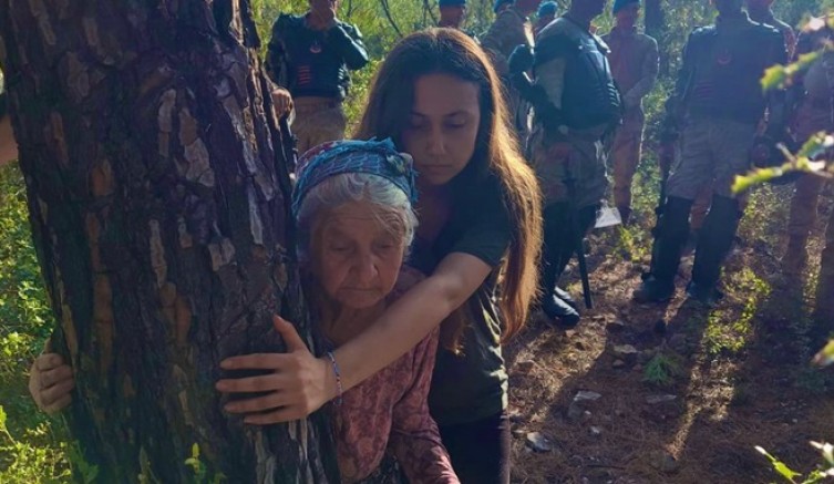 Akbelen mücadelesinin simge ismiydi: Zehra Yıldırım yaşamını yitirdi