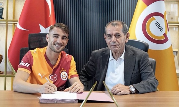Galatasaray'da Yunus Akgün resmen imzayı attı!
