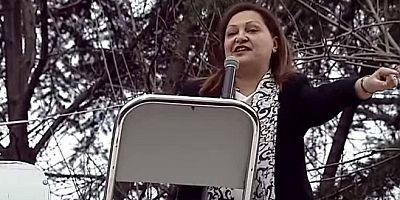 Burcu Köksal'dan 'istifa' iddialarına sert yanıt: ''Yine gerekirse bacadan girerim''