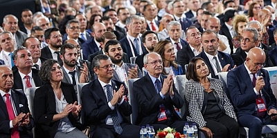 CHP'nin Kurultay davası 24 Ekim'e ertelendi