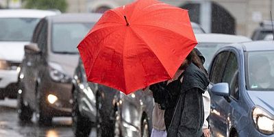 DİKKAT! Meteoroloji sağanak yağmur için saat verdi: İşte il il hava durumu..