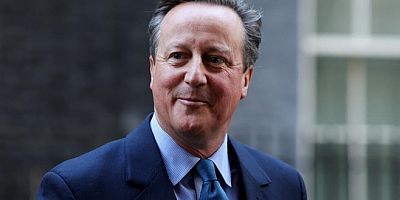 Eski İngiltere Başbakanı David Cameron yeni Dışişleri Bakanı oldu: Cameron neden döndü?