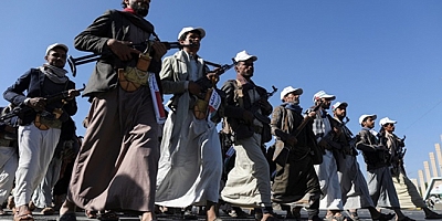 Husiler, İsrail'den intikam alma sözü verdi: 'Sizi karanlık günler bekliyor'