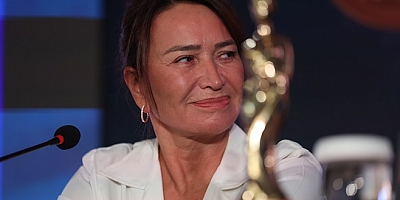 'Kanun Hükmü' isyanı: Demet Akbağ, Altın Portakal Jüri Başkanlığı görevinden ayrıldı