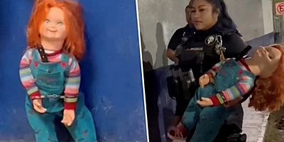 Meksika'da 'şeytan bebek' Chucky kelepçe takılıp tutuklandı 