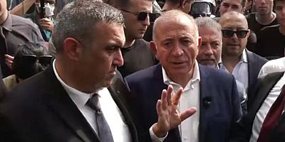 Polis eşliğinde girmişti… Kayyum Gürsel Tekin il binasından ayrıldı