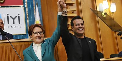 Rozetini Akşener taktı: 'Efsane' şarkıcı İYİ Parti'nin adayı oldu! 