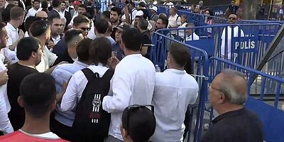 VİDEO- CHP Gençlik Kolları'nın Tandoğan yürüyüşüne polis müdahalesi