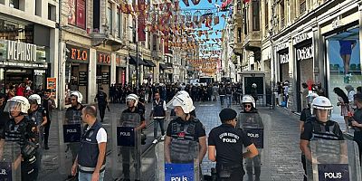 VİDEO- Cumartesi Anneleri’ne 961’inci haftada da müdahale: En az 25 kişi gözaltına alındı