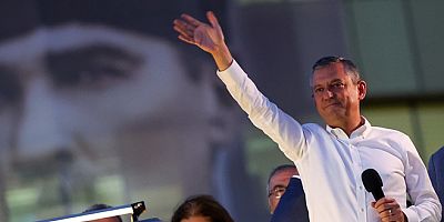 VİDEO- Özgür Özel'den dikkat çeken videolu paylaşım: 'Alevi canlarla yüreğimiz birdir'
