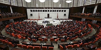 Yargıda rüşvet ve yolsuzluk iddiaları araştırılsın önerisi, AKP ve MHP tarafından reddedildi
